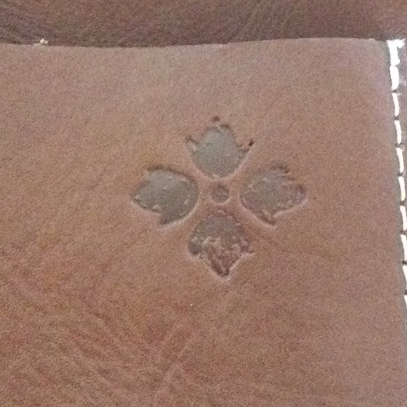 Patricia Nash Barcelona Italian Leather Saddle Bag - Picture 11 of 11